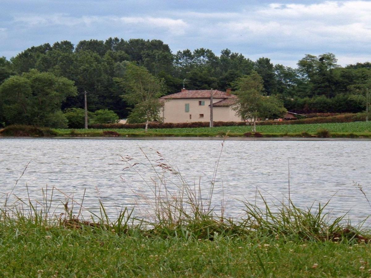 Le Moulin De L'Etang Hotel Chaneins Екстериор снимка