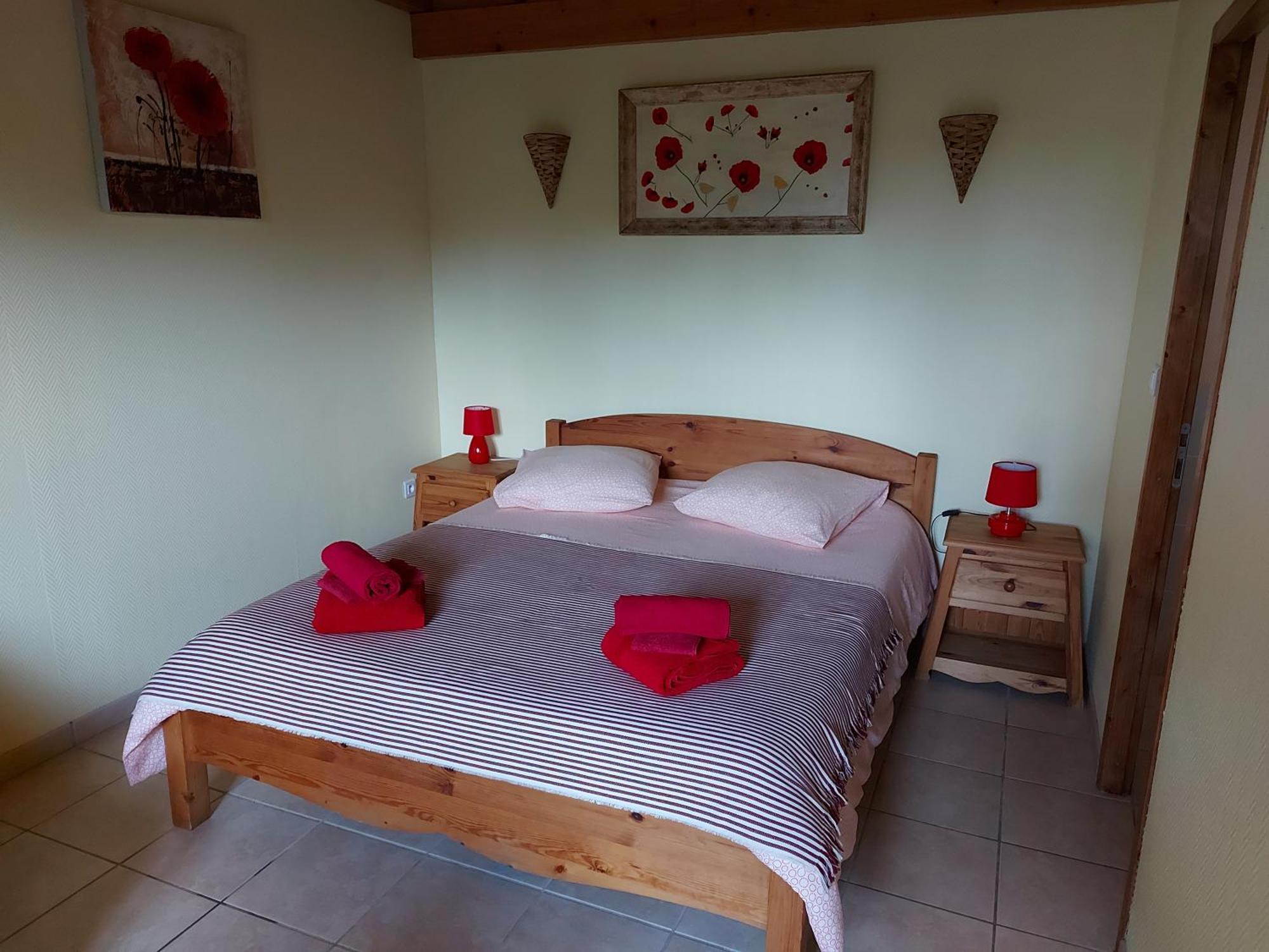 Le Moulin De L'Etang Hotel Chaneins Стая снимка